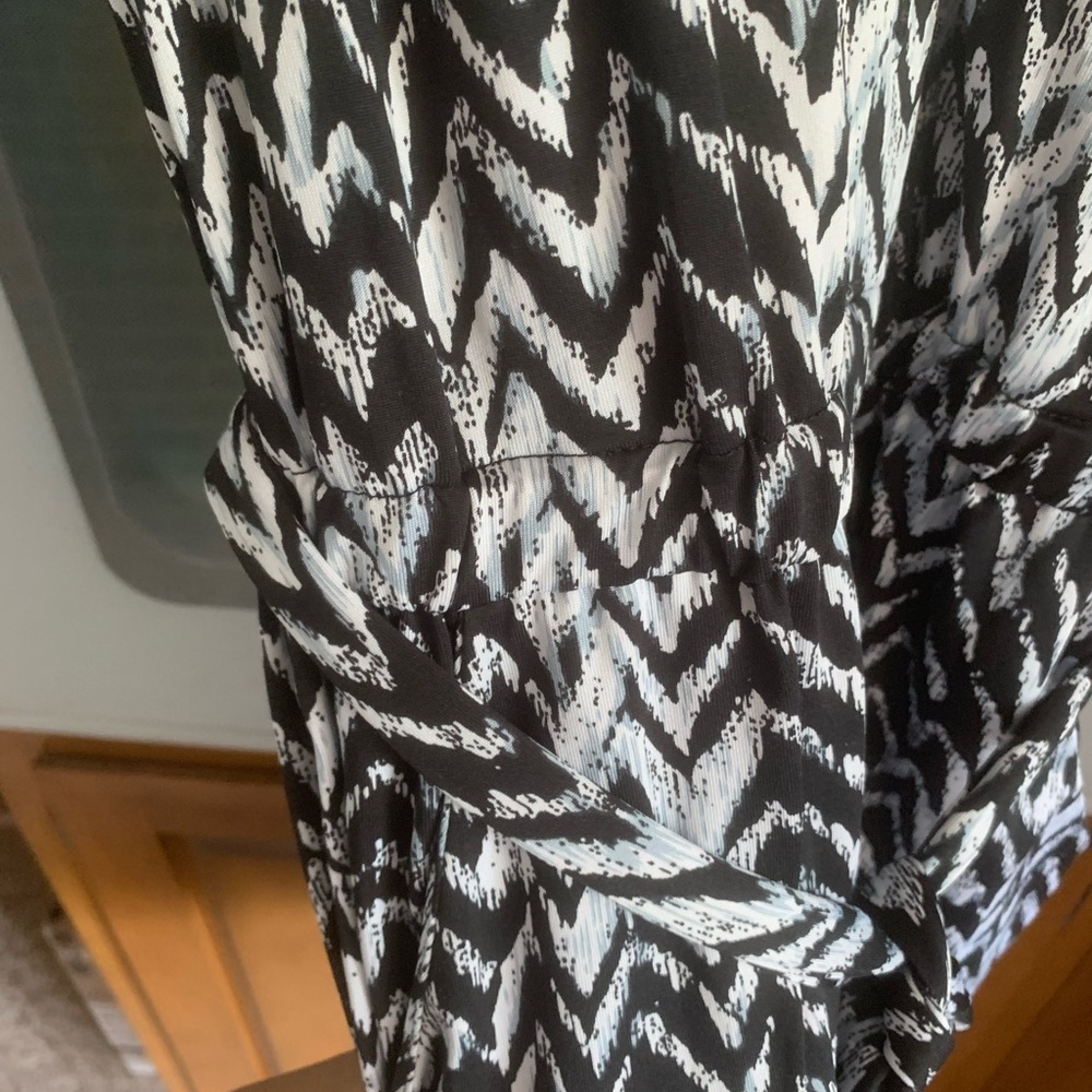 Romper, L - Picture 4 of 4
